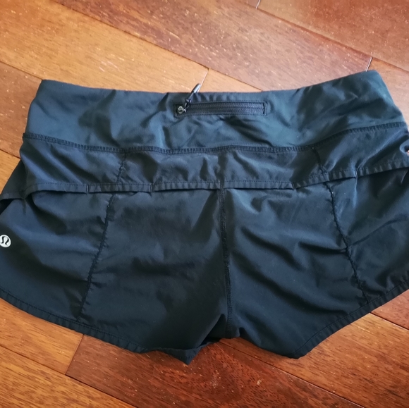 Lululemon running short - Picture 2 of 3